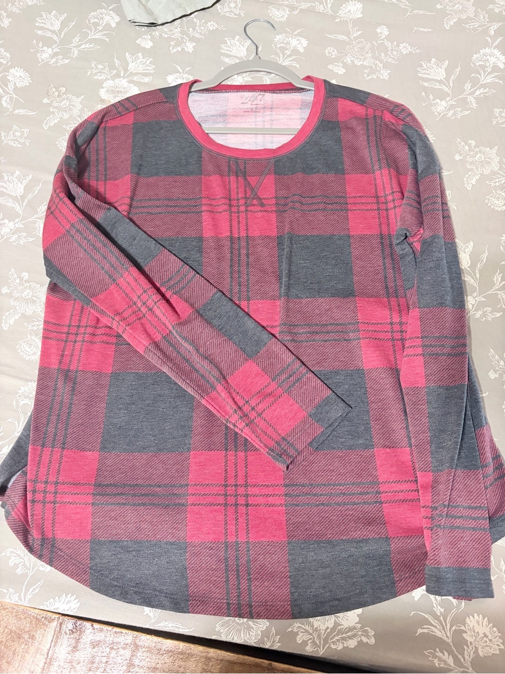 Maurices Red and black Plaid Long-Sleeve Tee